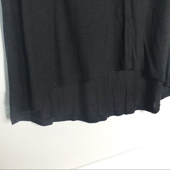 Black Scoop Neck T-shirt - Picture 4 of 9
